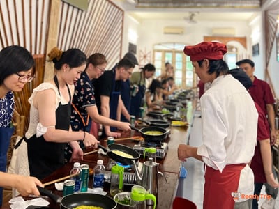 Experience Cyclo Ride, Market Visit and Cooking Class in Ho Chi Minh