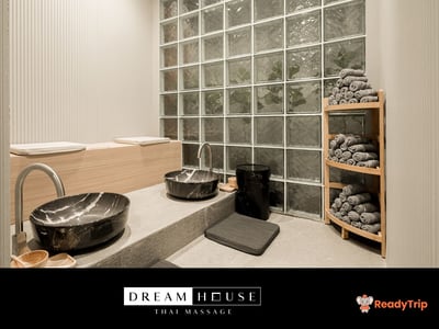 Dream House Thai Massage at Langsuan Branch
